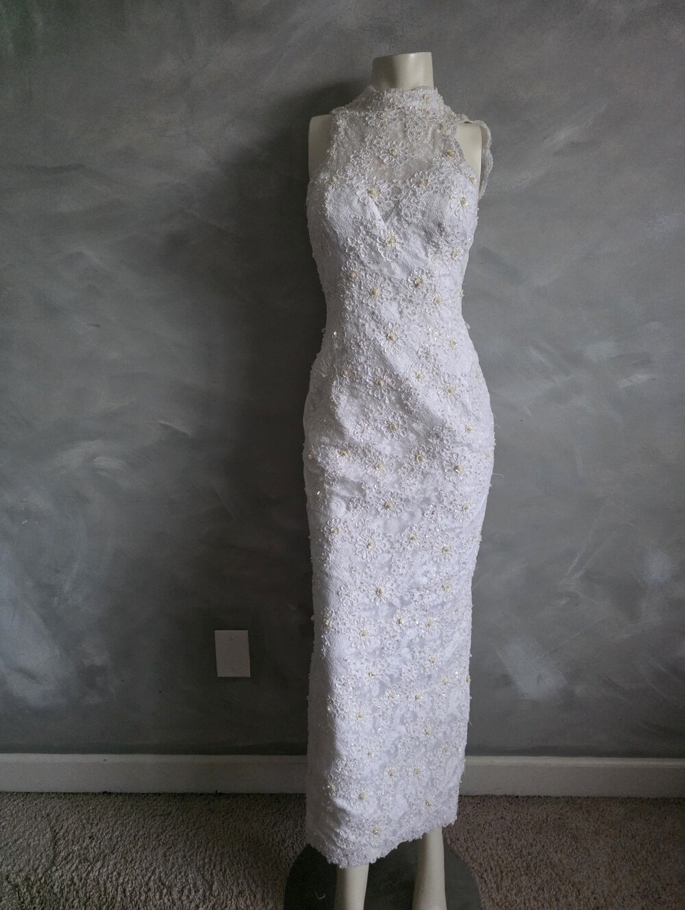 Vtg Sleeveless White Fully Lace Gown High Neckline Beaded Floral Wedding Sz 2